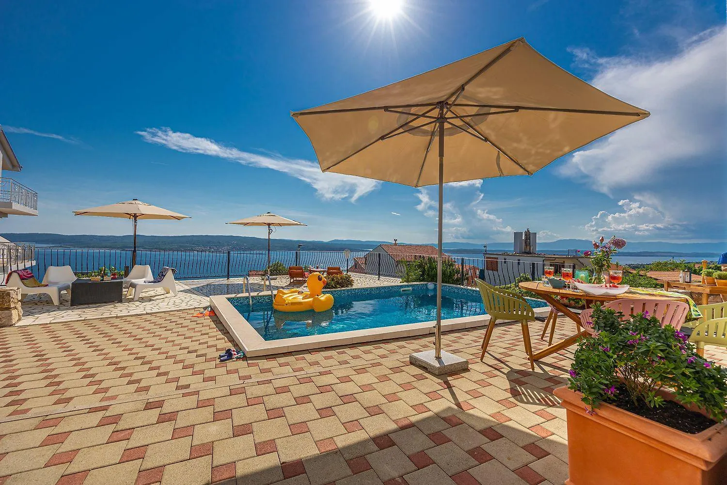 Mediterranes Apartment Mit Meerblick, Privatpool, Bbq, Garage, Waschmaschine Crikvenica